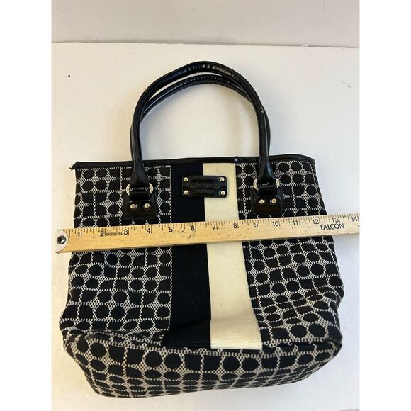 Kate Spade bucket bag black white (discoloration on handles) 13"x10" - Picture 8 of 12